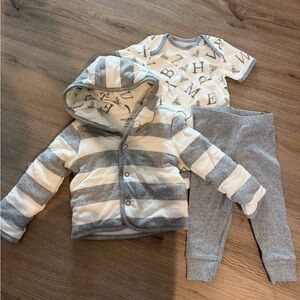 NWT Burt’s Bees ABC Set